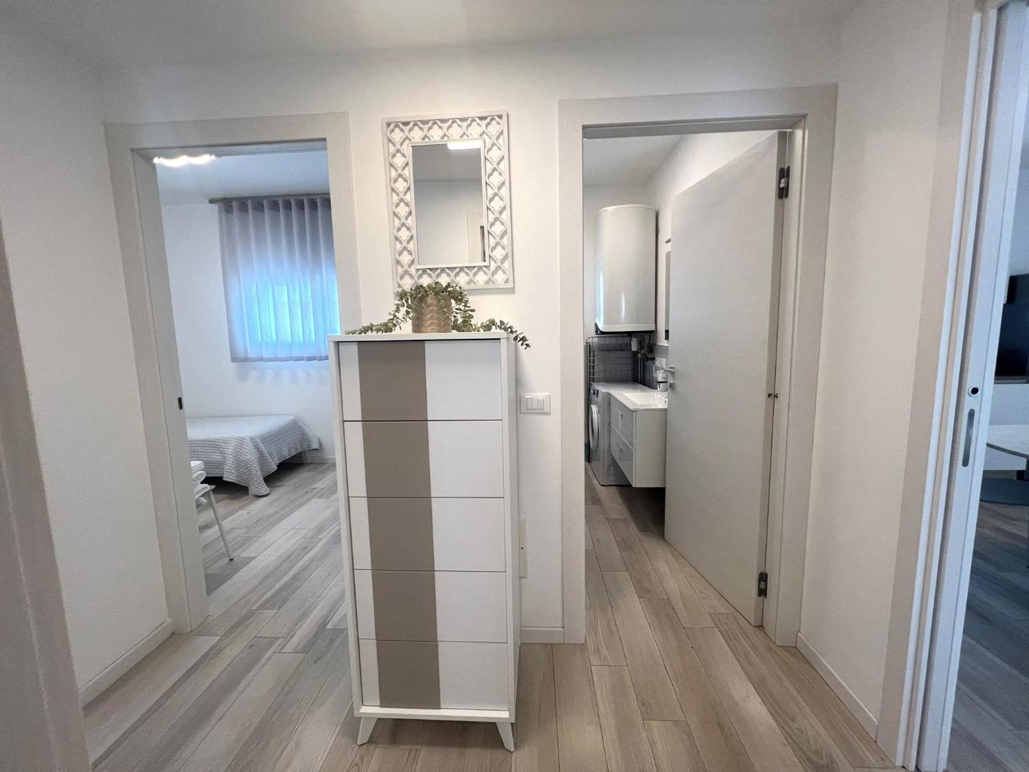 Sun Beach Residence Con Piscina - Piazza Brescia - Adria Holiday Jesolo - Family Apartments Buitenkant foto