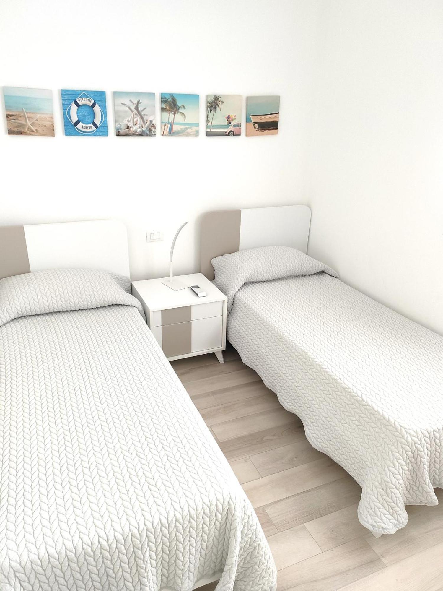Sun Beach Residence Con Piscina - Piazza Brescia - Adria Holiday Jesolo - Family Apartments Buitenkant foto